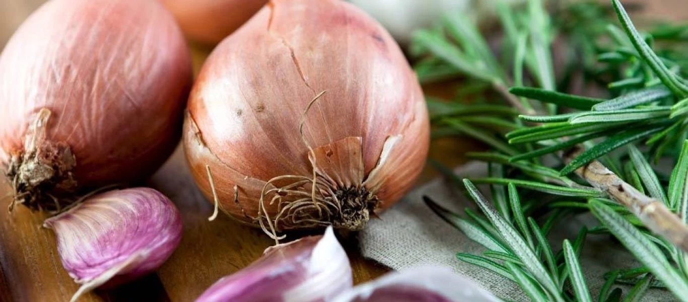 Δεν πάει ο νους σας ότι το κρεμμύδι έχει αυτή τη «μαγική» ιδιότητα - Θα σας σώσει